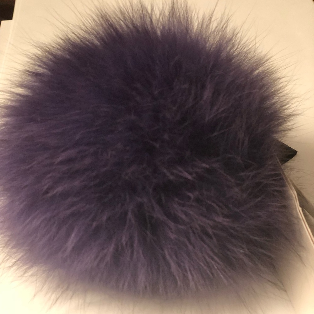 💯 authentic fox fur puff keychain/bag charm
